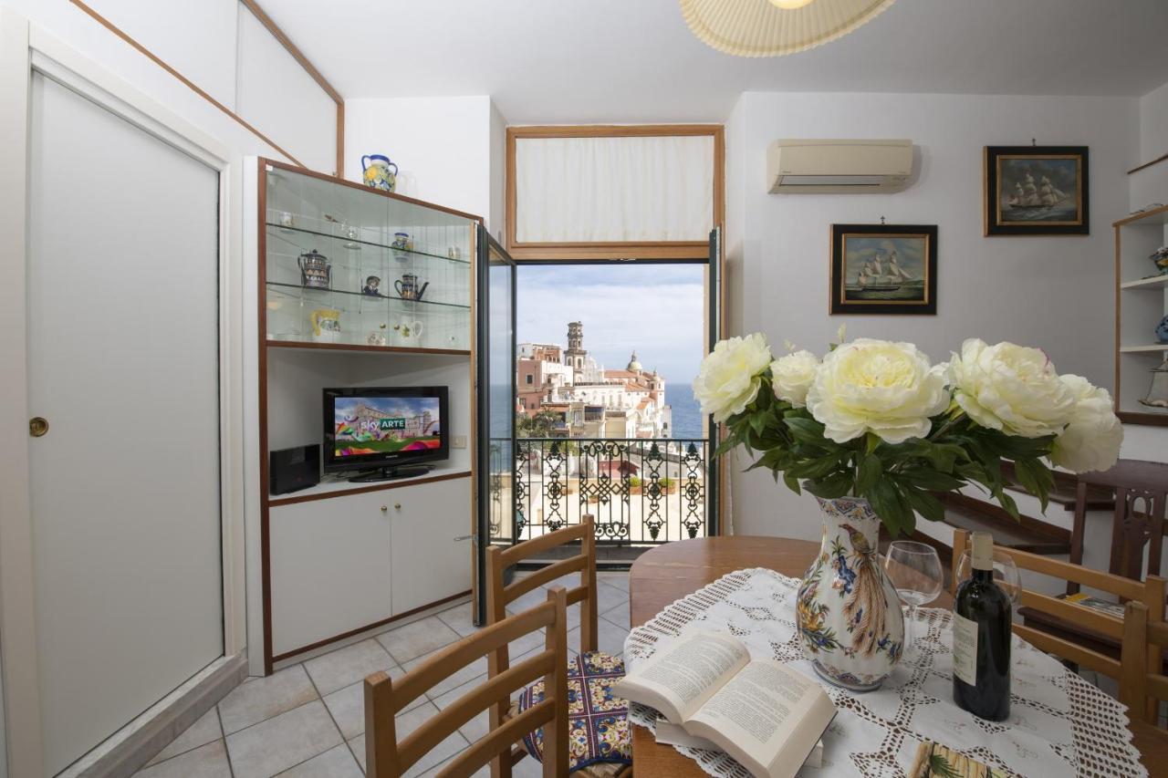 La Casa Di Carmela - Amalfi Coast Apartment Atrani Bagian luar foto
