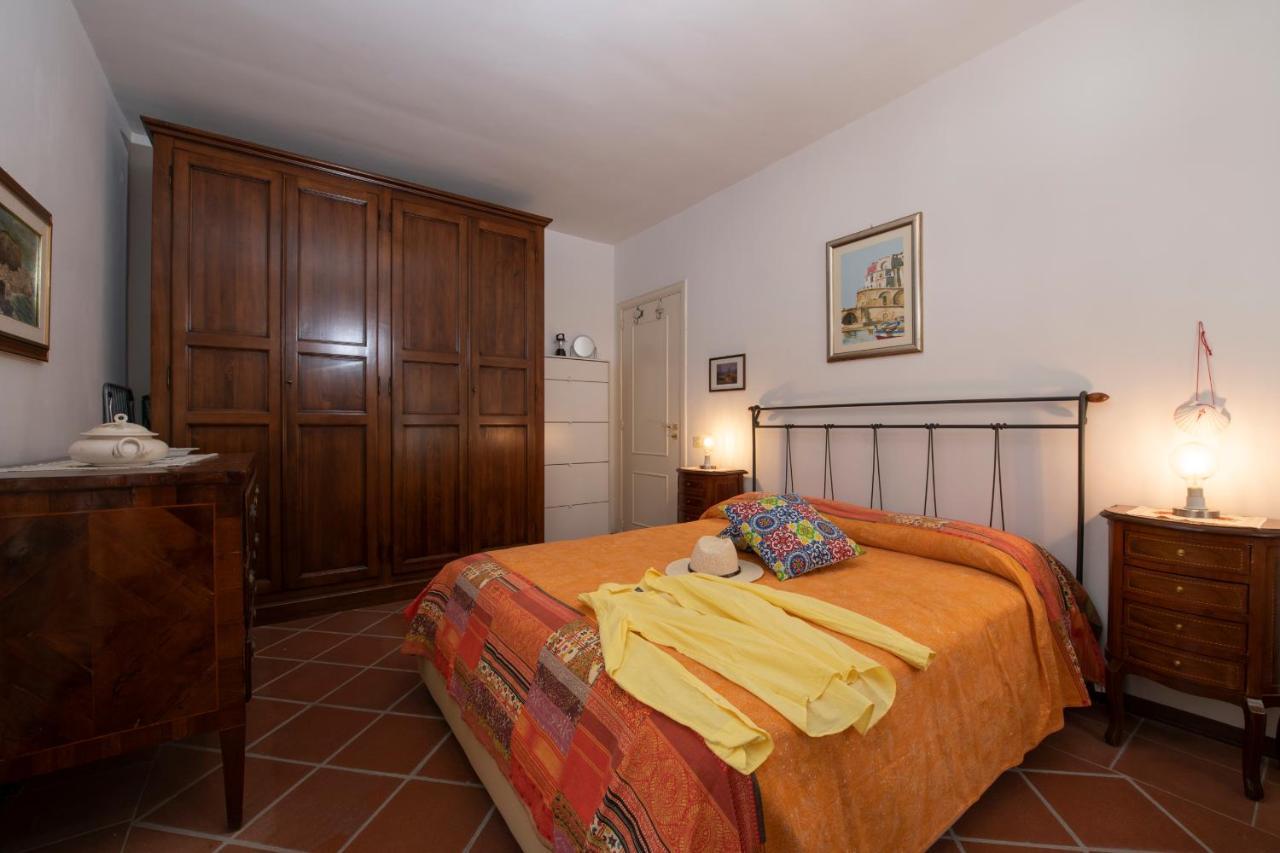 La Casa Di Carmela - Amalfi Coast Apartment Atrani Bagian luar foto